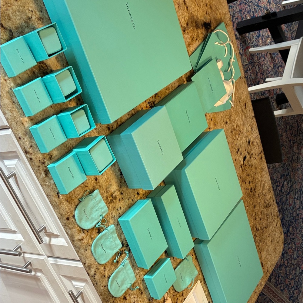 Tiffany & Co. Blue-Green Jewelry Gift Box Collection. Boxes, bags,pouches, cards